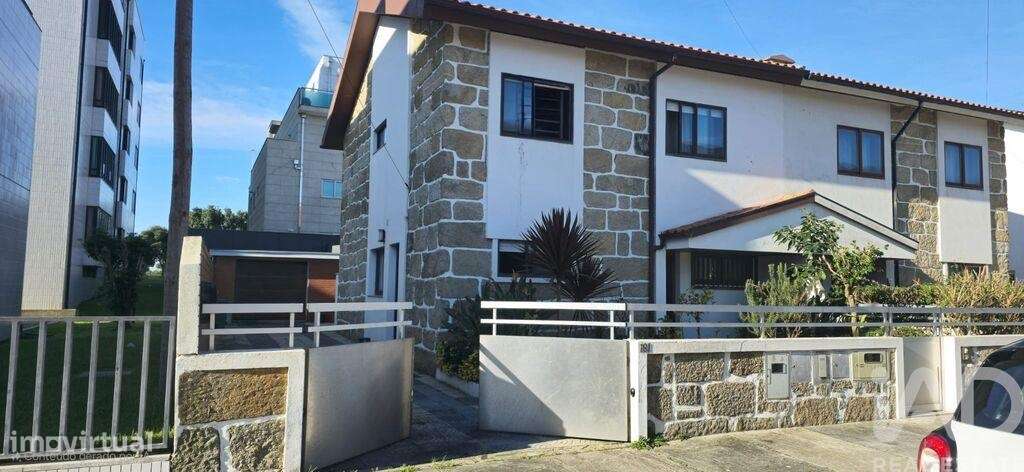 Casa T4 em Vila do Conde de 148,00 m2 - Grande imagem: 1/18