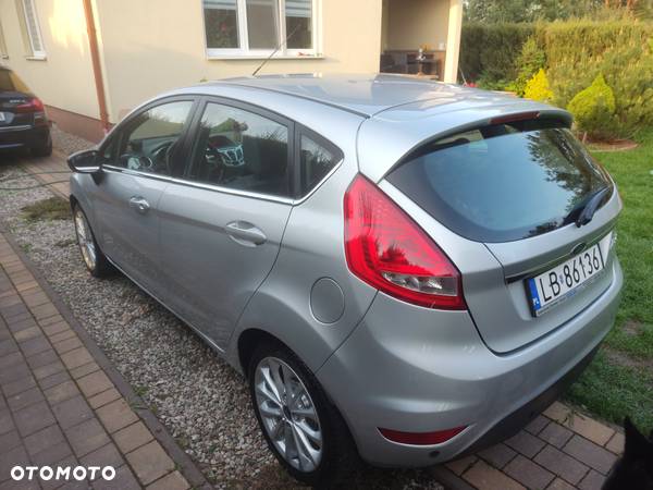 Ford Fiesta 1.6 Platinium X - 4