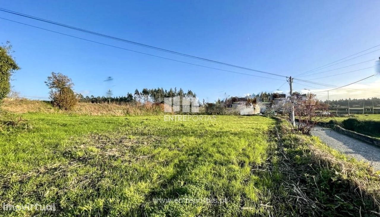 Venda de Terreno para construção com 1100 m2 em Tougues, Vila do Con