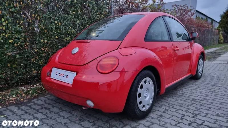 Volkswagen New Beetle 2.0 - 25