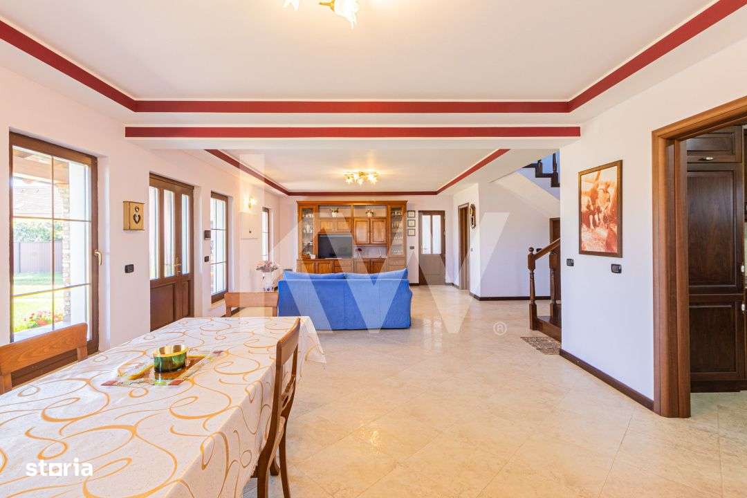 Casa deosebita in Fagaras – ultrafinisata, spatioasa si eleganta - Imagine principală: 4/16