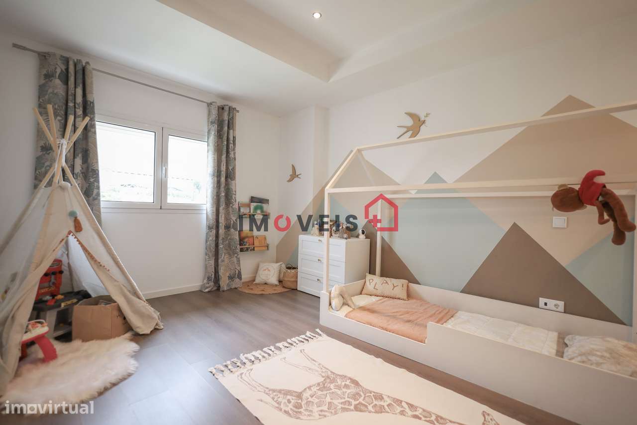 Moradia T3 - Porto de Mós-11