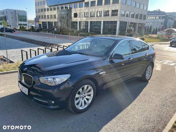 BMW 5GT 530d xDrive - 2