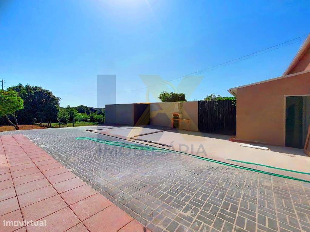Moradia T3+2 Térrea em Esgueira à Venda!!-16