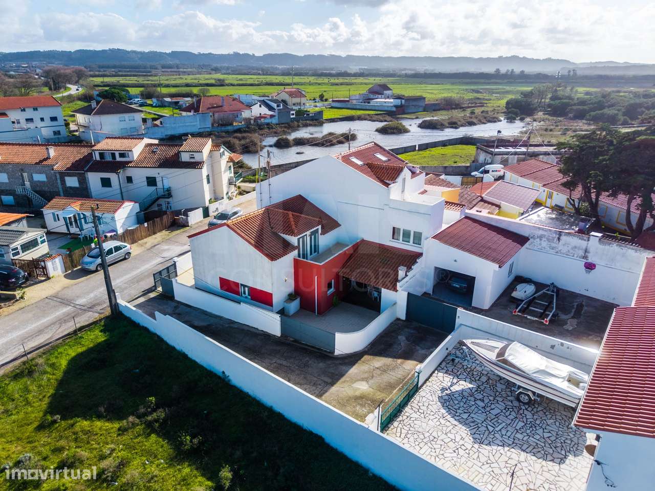 Moradia T1+3 na praia de São Martinho do Porto-32