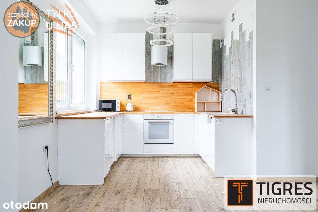 Piętro budynku |Garaż |Kępa Redłowska-0