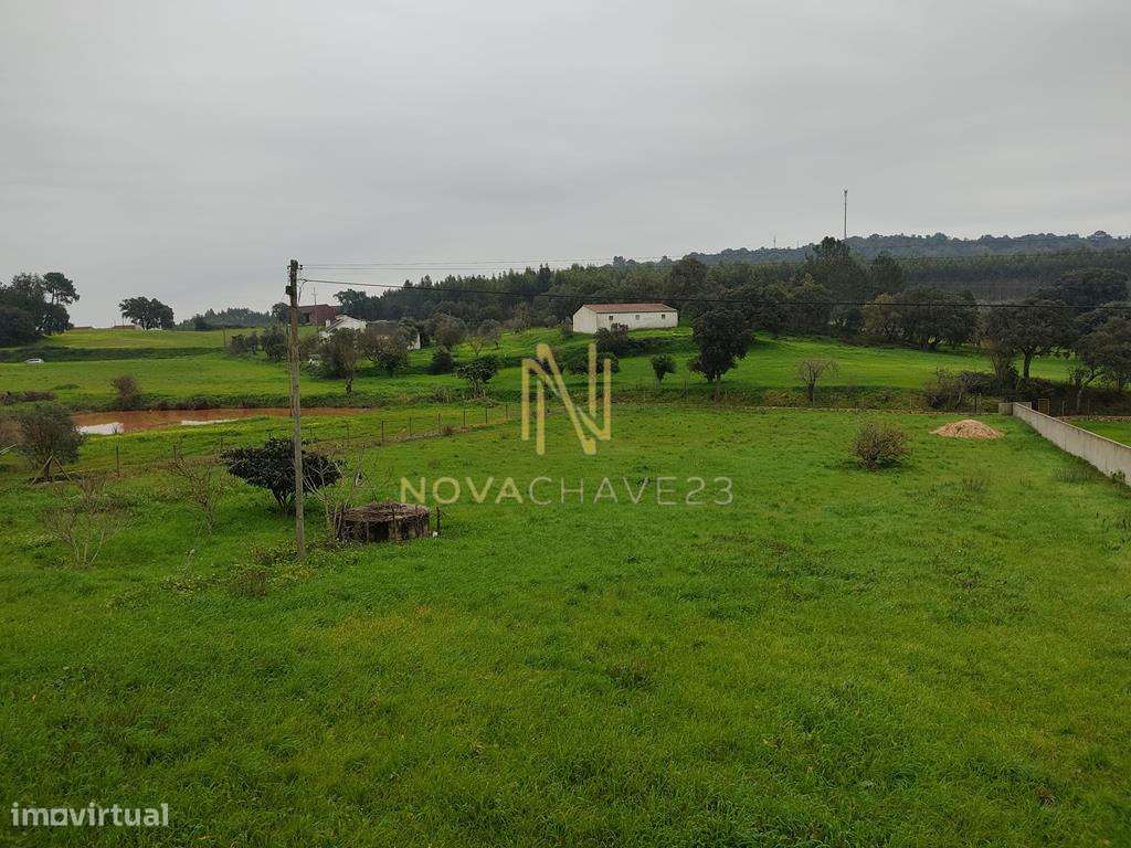 Moradia T6 - Alcanede, Santarém com licença para ALOJAMENTO LOCAL-35