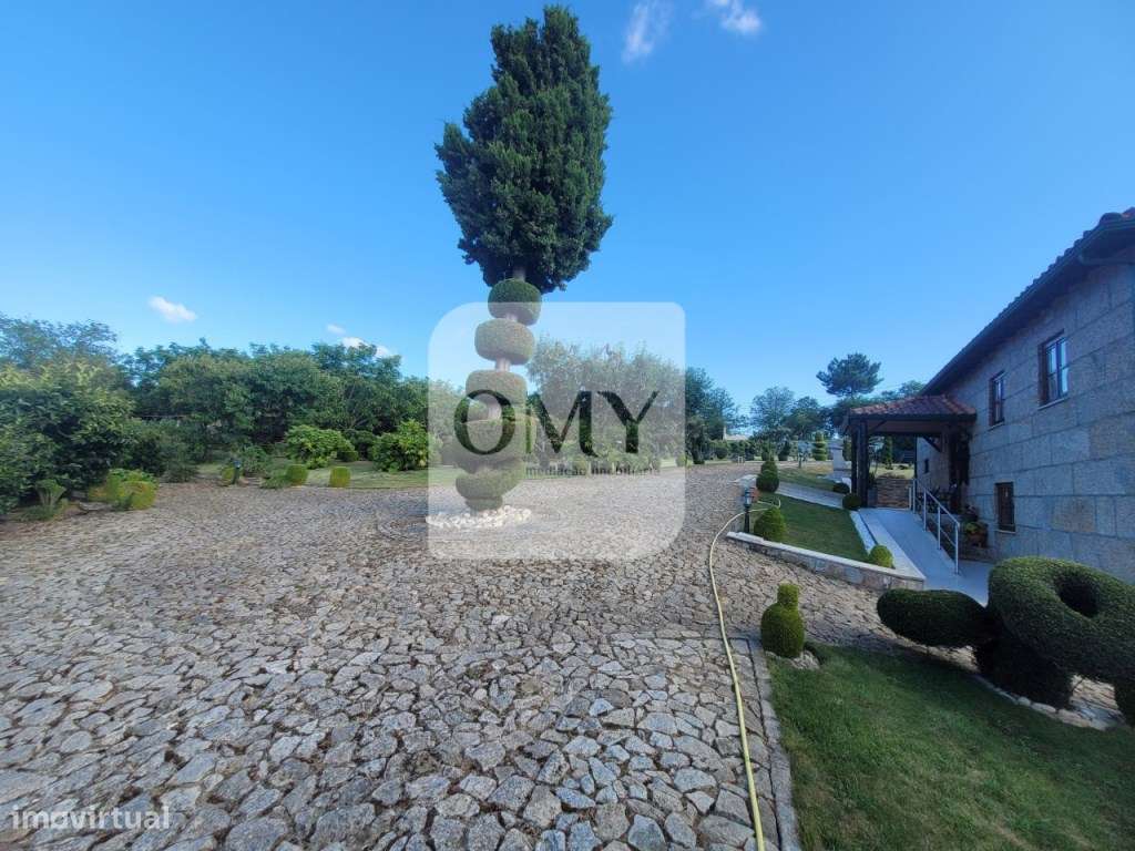 Reservado, Terreno de 10.000 m2 com Casa em Pedra Reabilitada - Grande imagem: 4/38