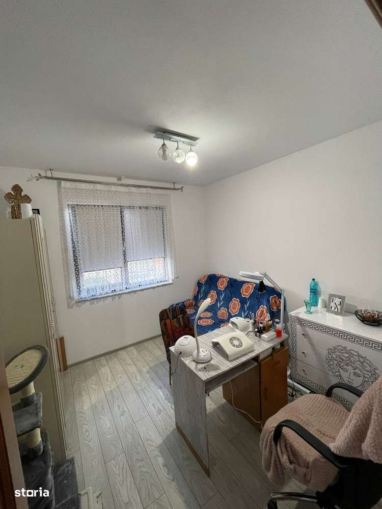 Vand casa in Cordun-9