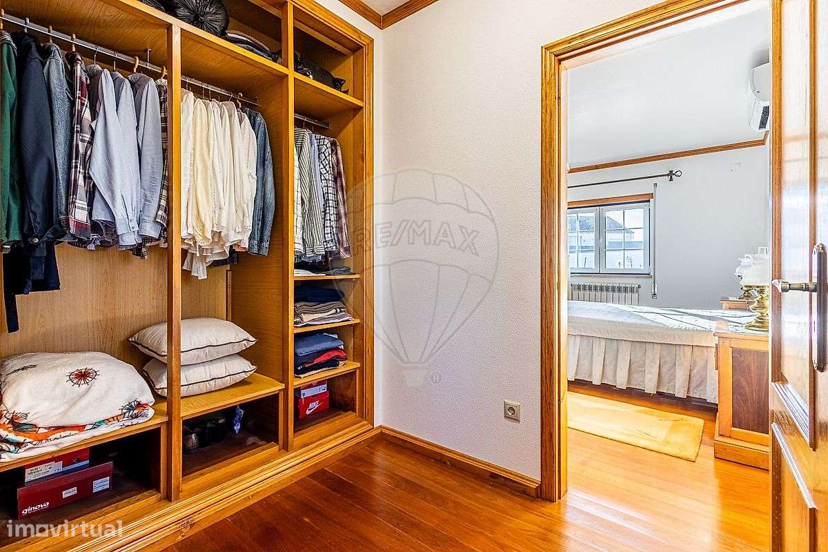 Moradia T4 para venda-15