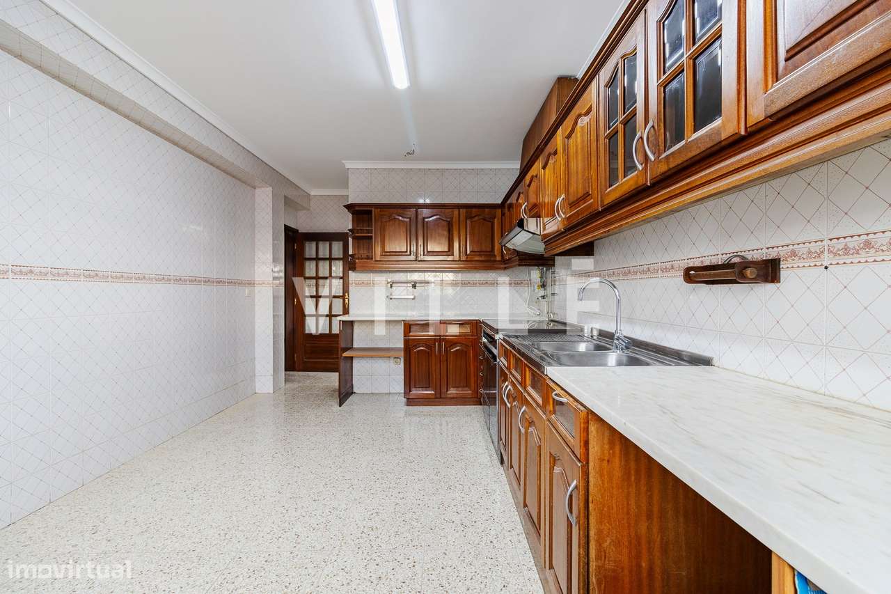 Apartamento T3 com garagem fechada em Ílhavo-14