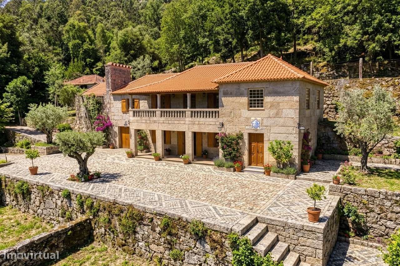 QUINTA NO VALE DO DOURO - 2 CASAS EM PEDRA, 11 HECTARES DE TERRENO-5