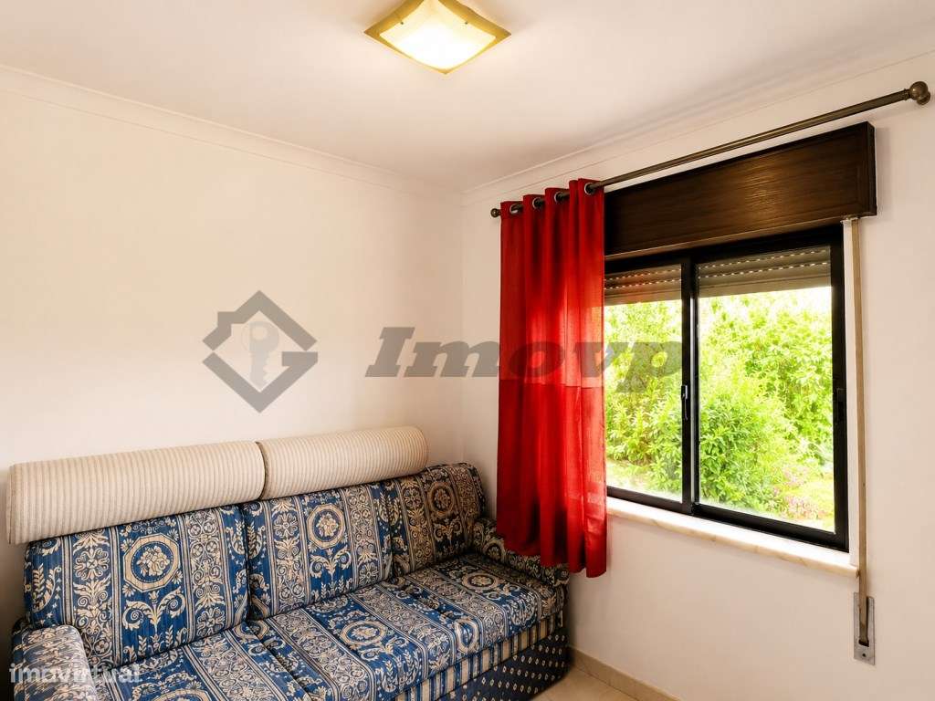 Moradia T3 com amplo terreno a 1,5 km da praia, Vila do Bispo-14