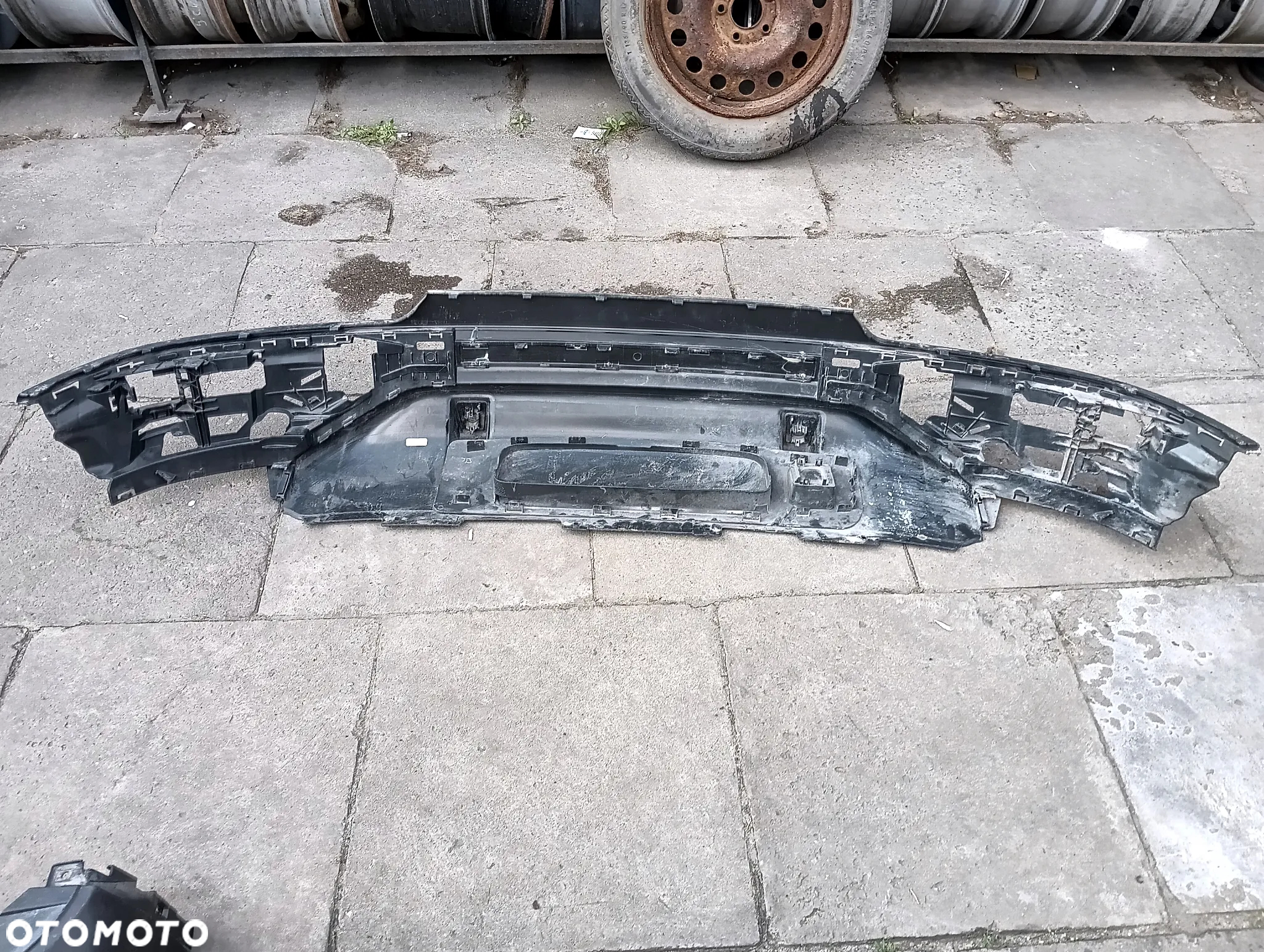 audi q5 nakladka spojler dyfuzor tyl tylni tylny zderzaka 80r807521b - 7