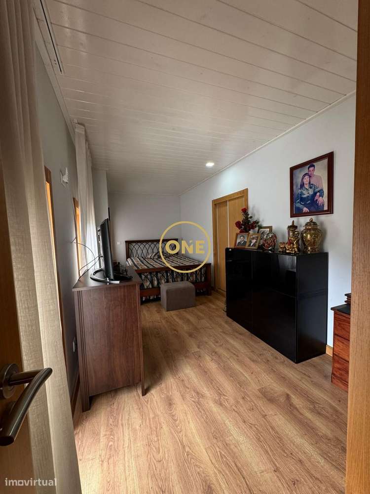 Moradia  T2 renovada-9