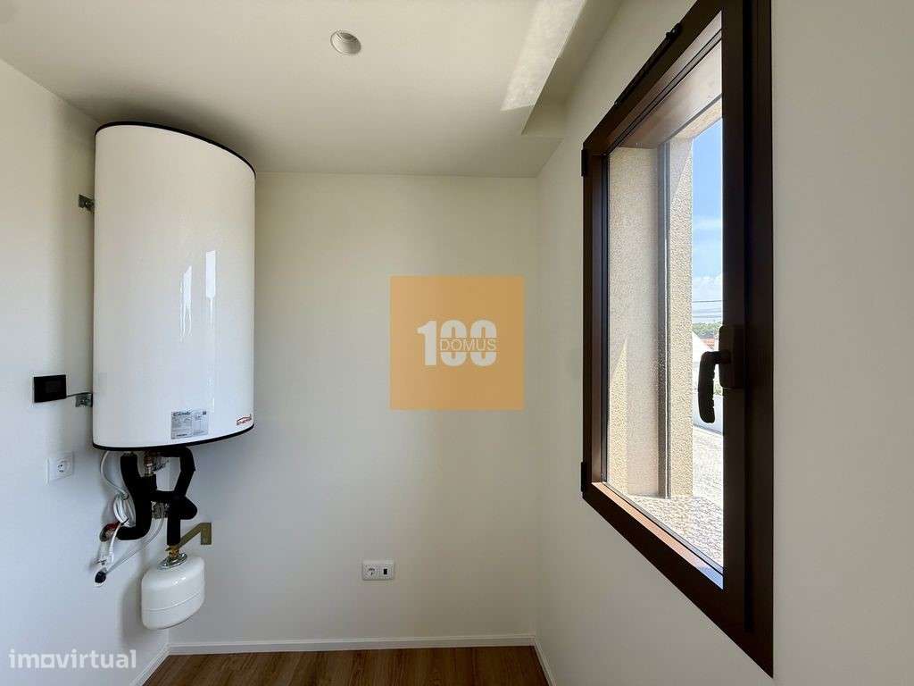 T1 novo com varanda na Granja-10