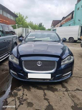 Dezmembrez /Dezmembrari Jaguar XJ 3.0 diesel 2010 piese din dezmembrari - 2