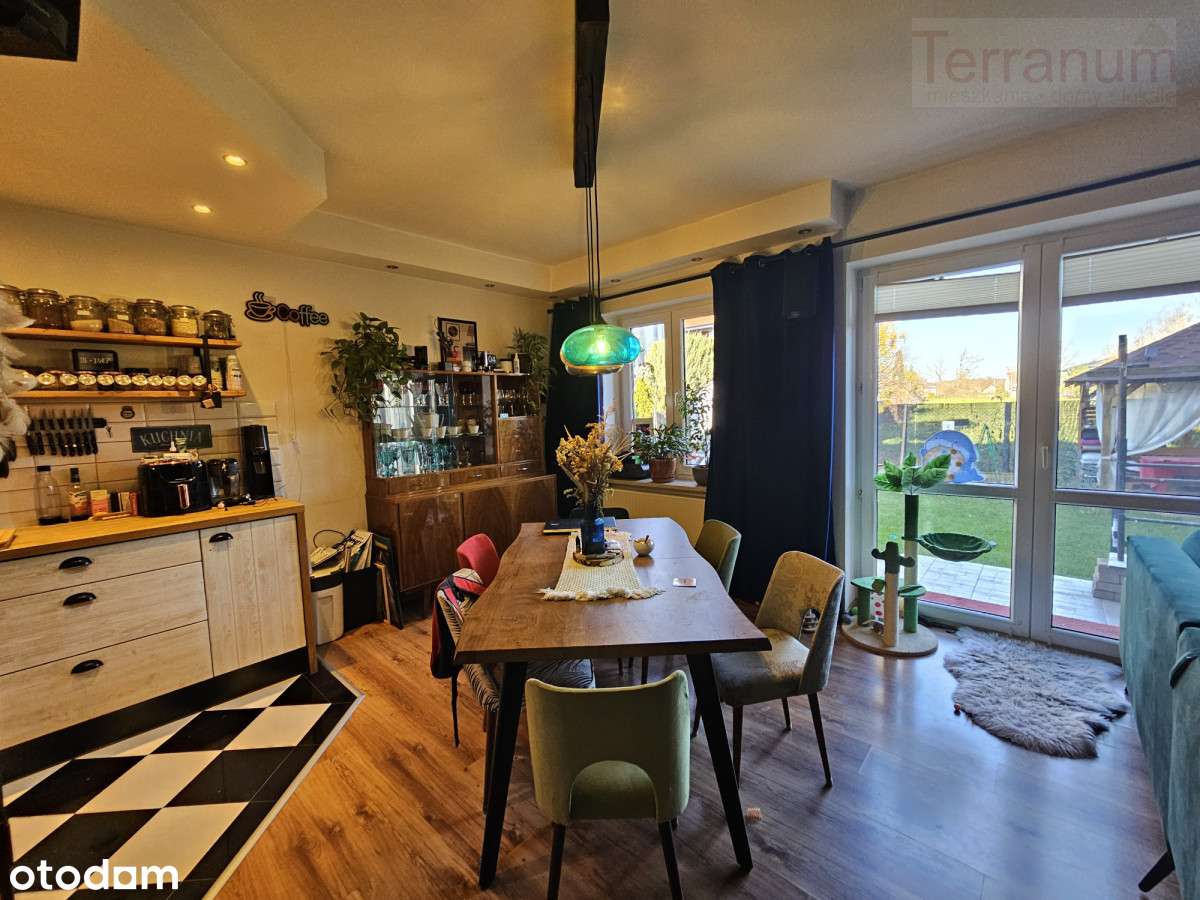 Dom (bliźniak) 4 sypialnie, 2 łazienki-3