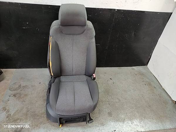 Conjunto De Bancos Seat Leon (1P1) - 4