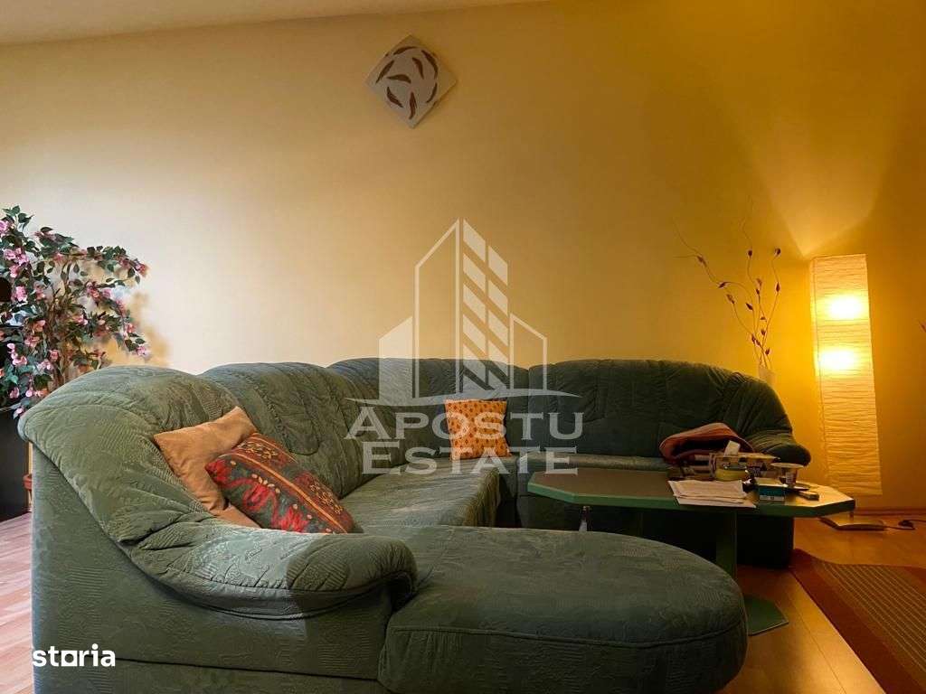 Casa +Spatiu comercial + apartament studio - Imagine principală: 2/20