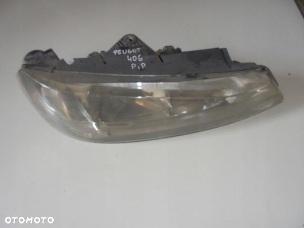 LAMPA PRAWA PRZOD PEUGEOT 406 - 1