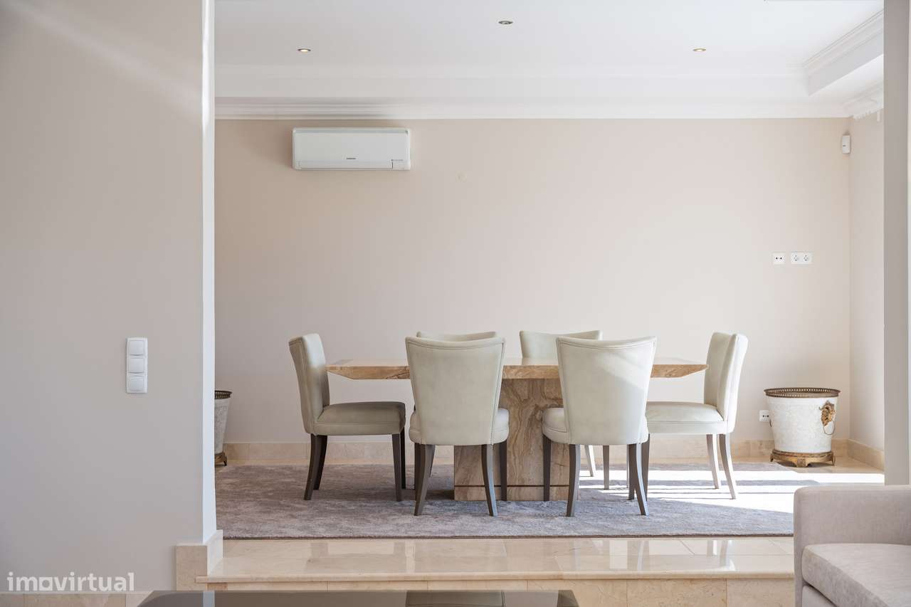 Luxuosa Moradia T6 - Vale do Lobo-10