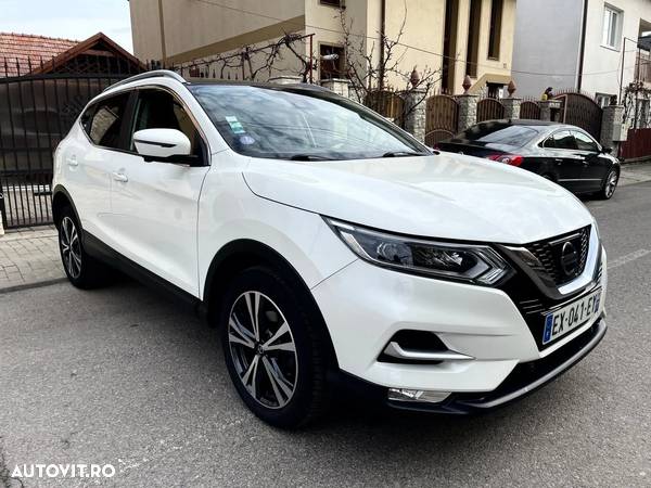 Nissan Qashqai - 2