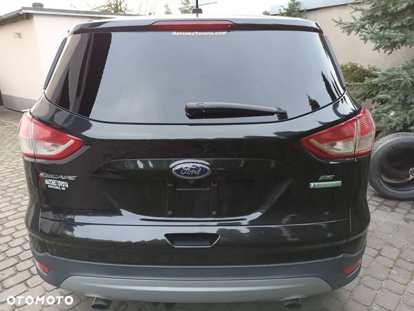 Ford Kuga - 12