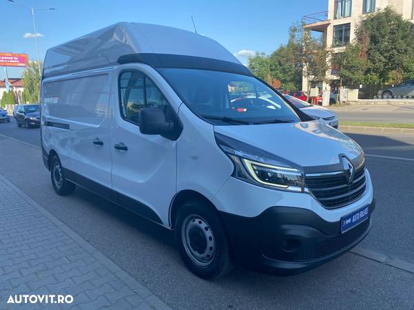 Renault TRAFIC - 6