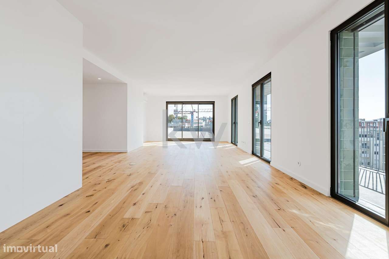 Penthouse T4+1 Dafundo com Terraço e Piscina - Grande imagem: 5/60