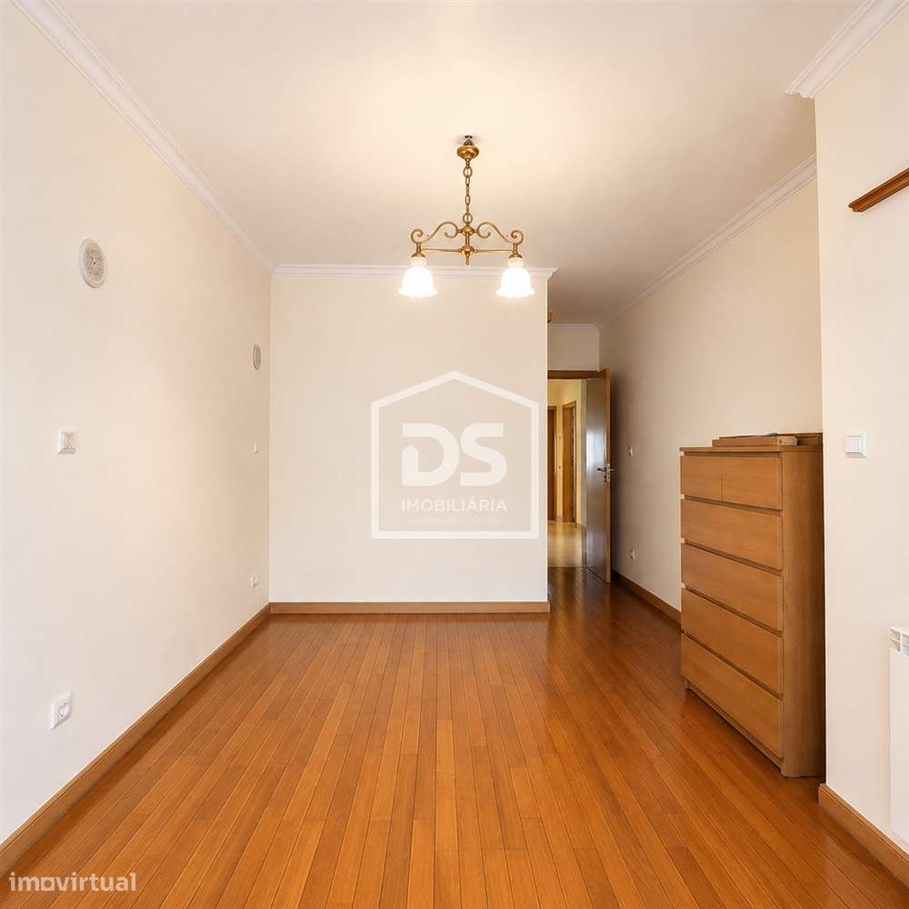 Apartamento T4 Venda em Odivelas,Odivelas-19
