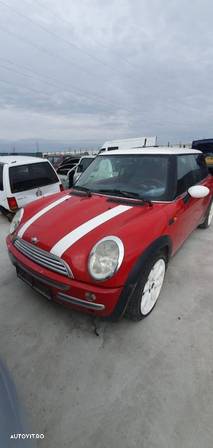 Dezmembrari  Mini MINI (R50, R53)  2001  > 2006 Cooper Benzina - 4