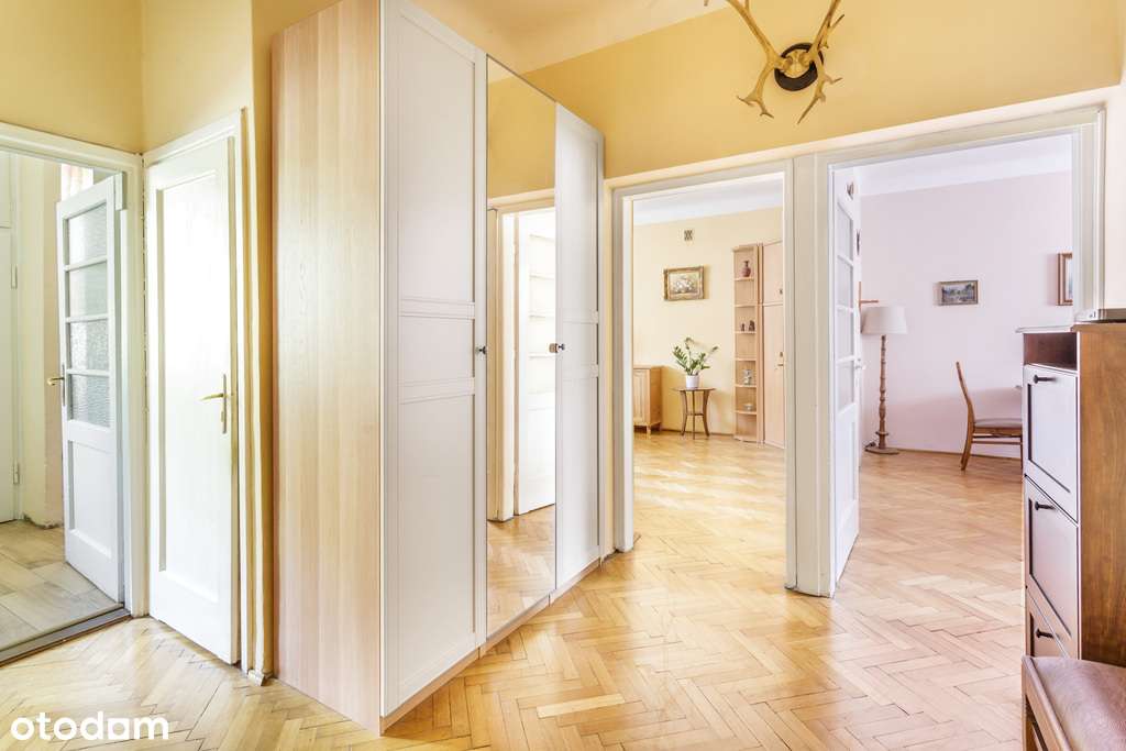 Przestrzenne 3 Pokoje w Kamienicy z Balkonem-13