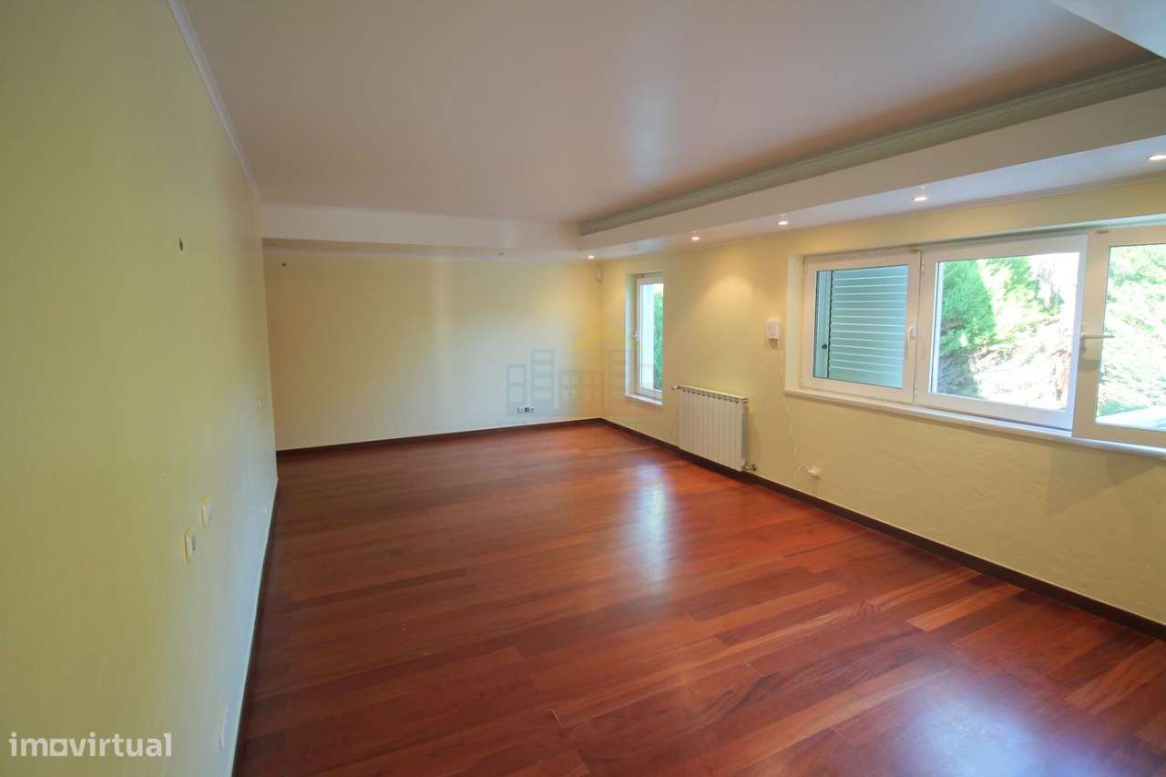 Vivenda de Luxo com Piscina Belas-34