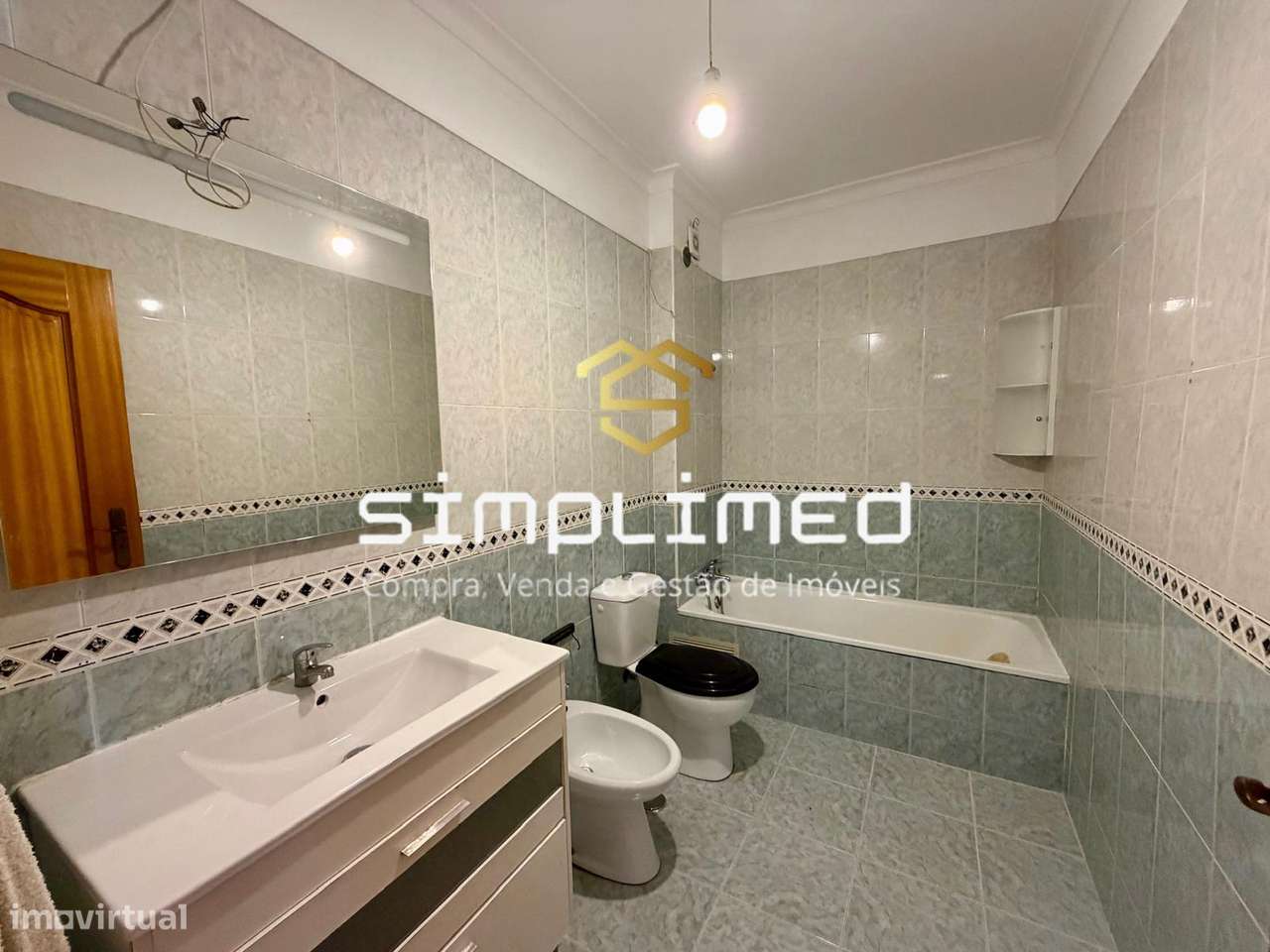 Apartamento T2 na Quinta do Conde ( NJ )-20