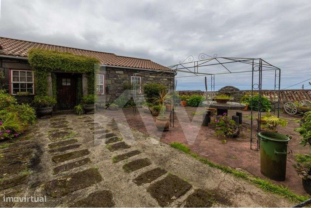 Moradia V4 no concelho de Nordeste, na Ilha de São Miguel Açores - Grande imagem: 5/47