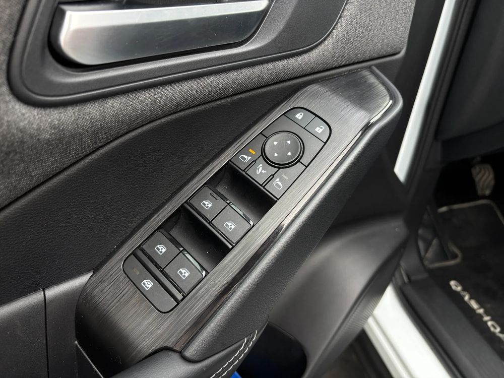 Nissan Qashqai + Pakiet zimowy