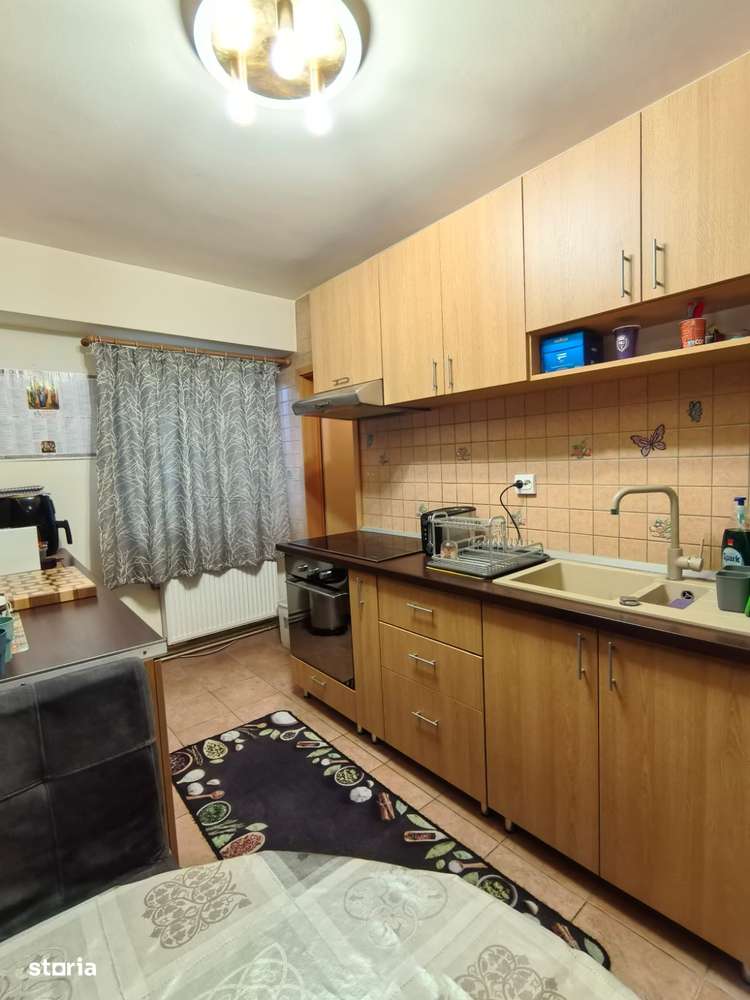 Apartament cu 4 camere -ETAJ INTERMEDIAR--2