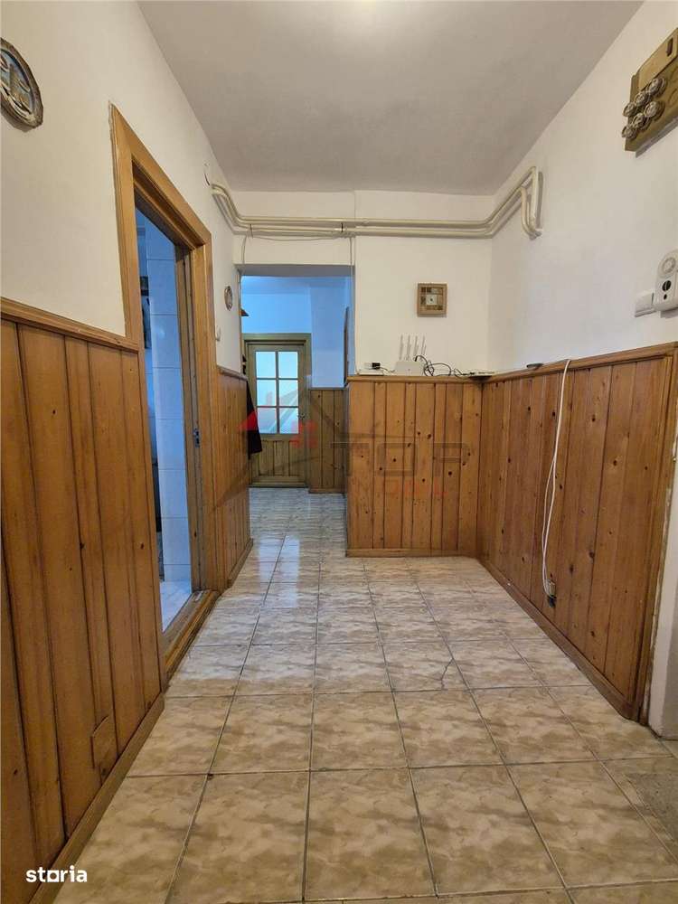 Apartament 3 camere, 2 bai, DECOMANDAT, ETAJ 1, Pacurari - Imagine principală: 4/11