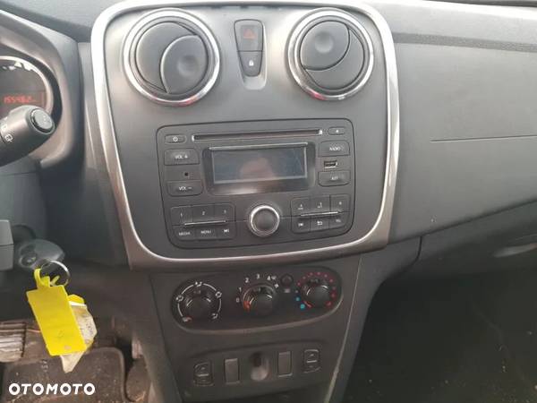 Dacia Sandero Stepway dCi 90 Ambiance - 9