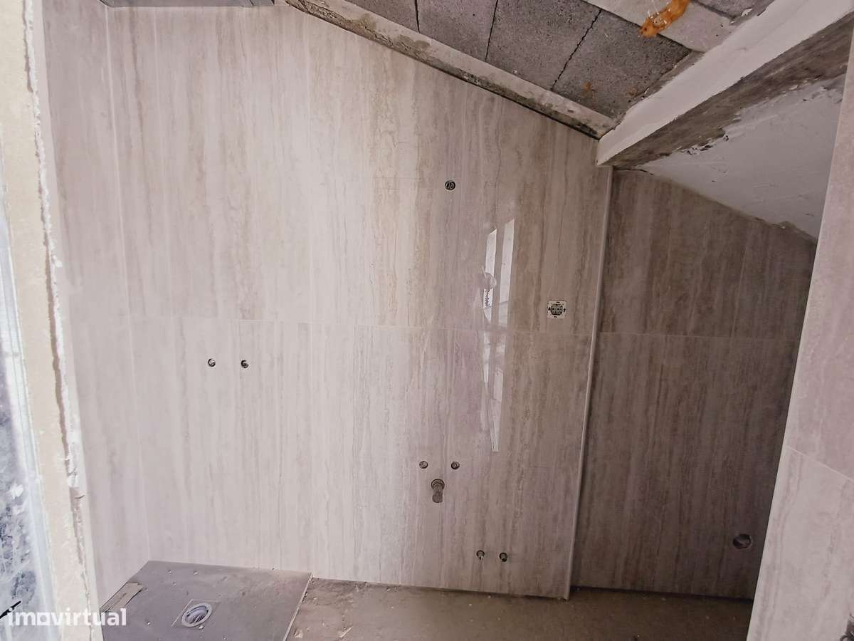 Apartamento T2 Novo de Luxo com garagem em Almancil-20