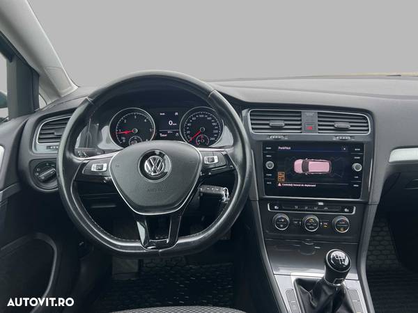 Volkswagen Golf 1.6 TDI Trendline - 15