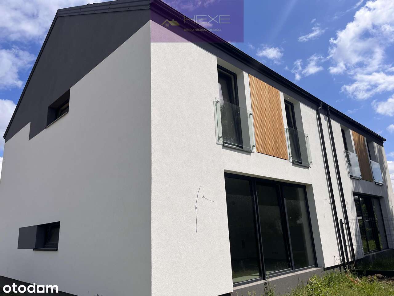 Nowoczesny bliźniak z garażem, ogrzewanie gazowe-17