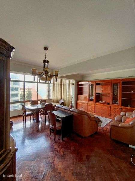 Apartamento T1 para arrendar Campo grande- Alvalade - Grande imagem: 4/12