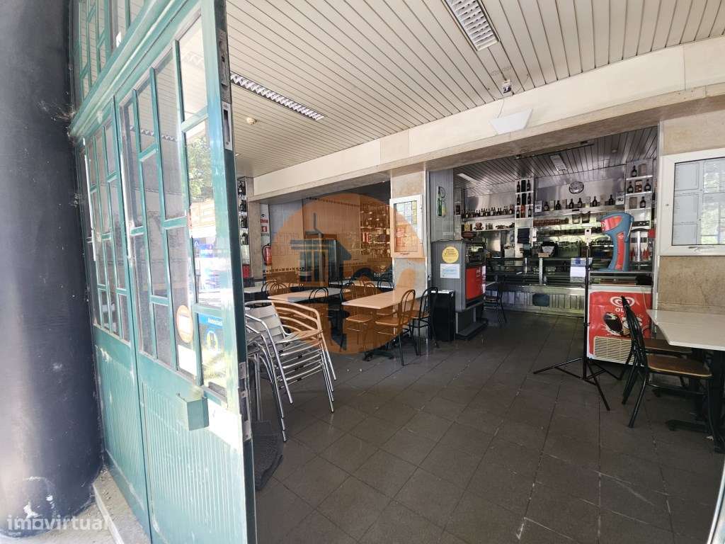 Vende-se; Simpátido Restaurante Pastelaria Fabrico próprio, Dom Rod... - Grande imagem: 4/57