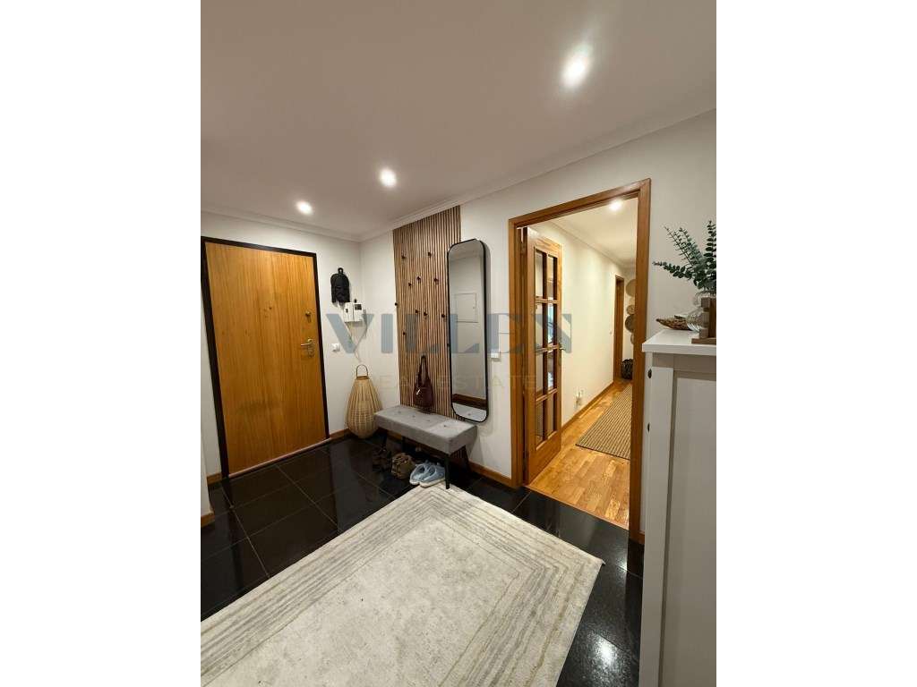 Apartamento T3 (convertido em T2 com Closet) Renovado em Moreira da... - Grande imagem: 5/22