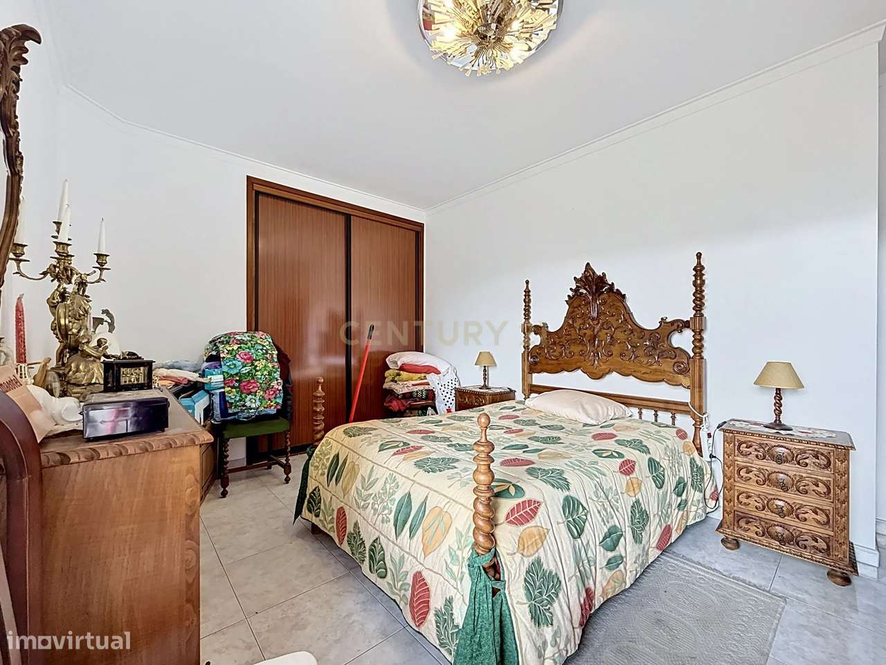 Apartamento T3 em Amora, Seixal - Oportunidade Única!-14