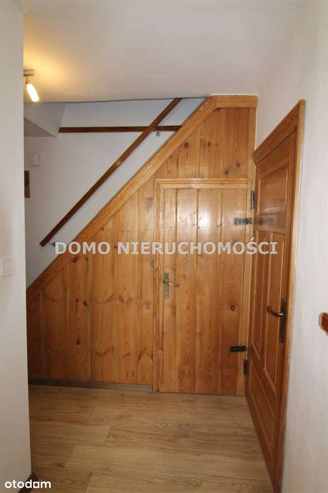 Dom wolnostojący*budynek gospodarczy*działka 1372-10