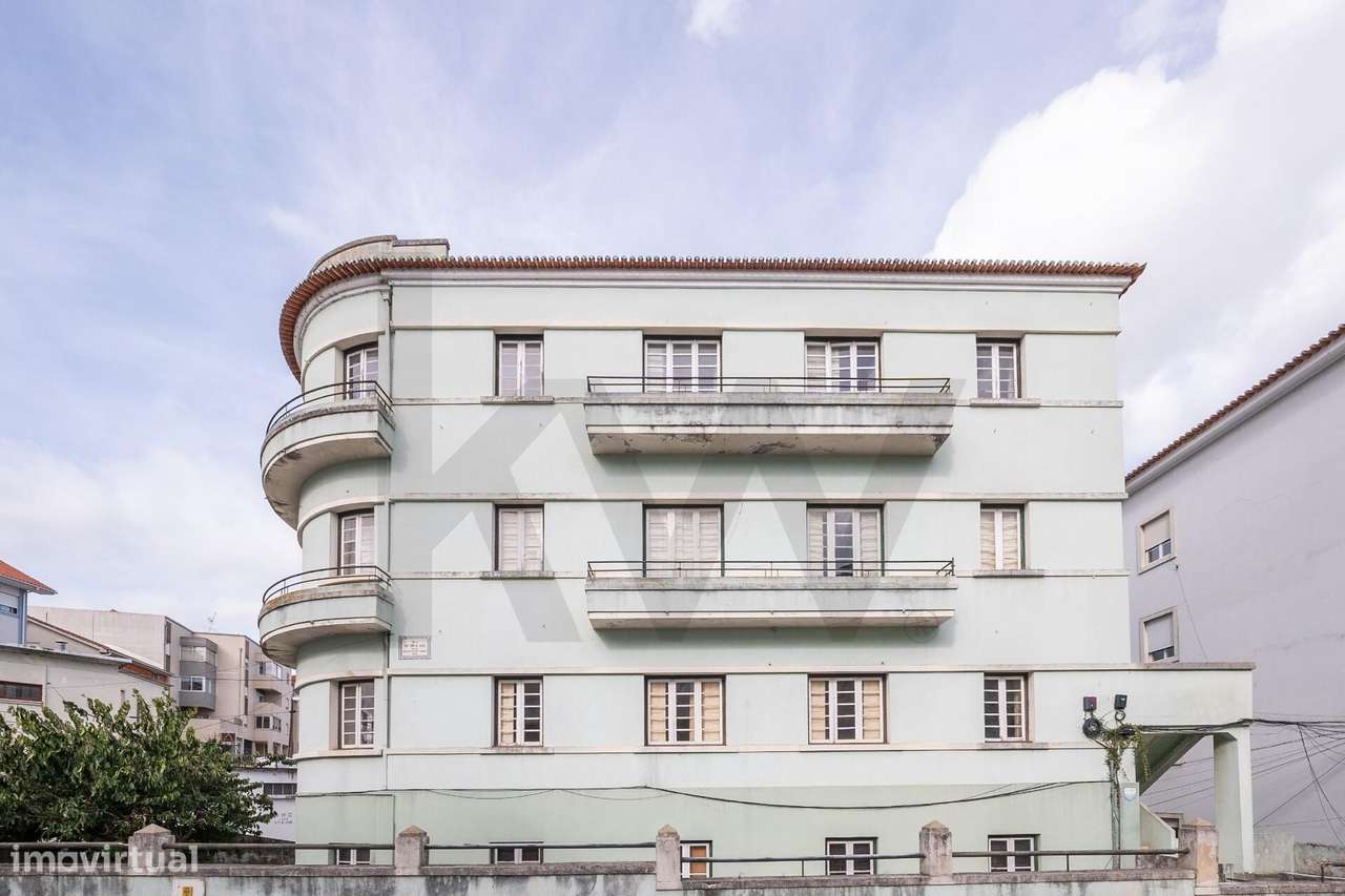 Investimento em Coimbra: Prédio com 8,7% Yield Projetada! - Grande imagem: 2/56