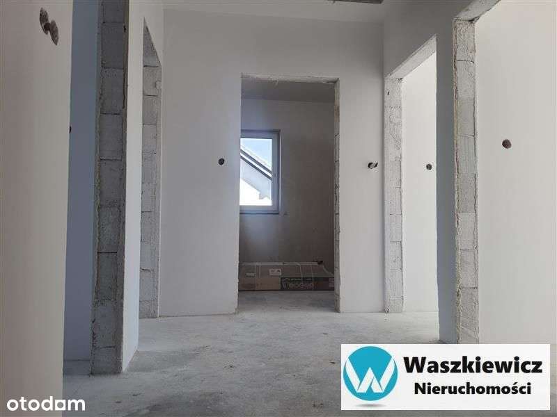 dom z piękną działką-4